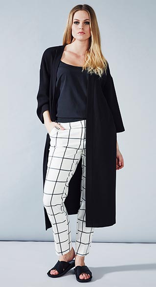 Mode plus clothing store. Clothes stores